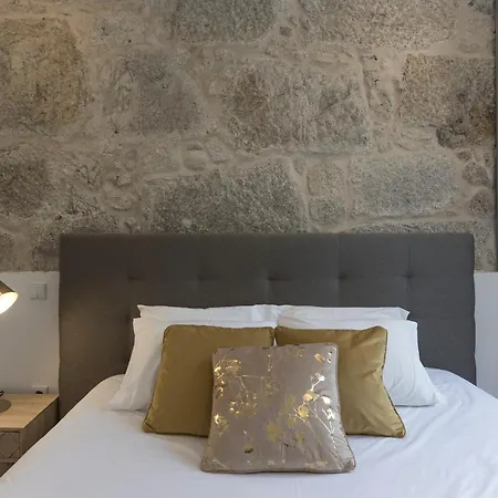 Charming And Bright Porto